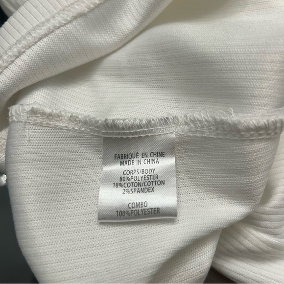 ➕Lily Morgan Ivory Ruffled sleeve Women's Top - Picture 3 of 6